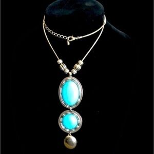 70s inspired Fashion long necklace w faux turquoise stones